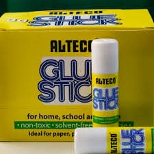 High-quality glue stick to improve bed adhesion for 3D printers and enhance print quality.
